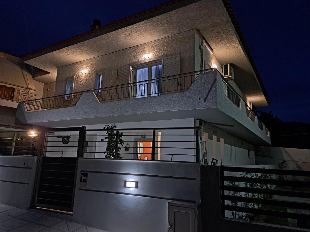 Luxury Apartment Amárinthosz Kültér fotó
