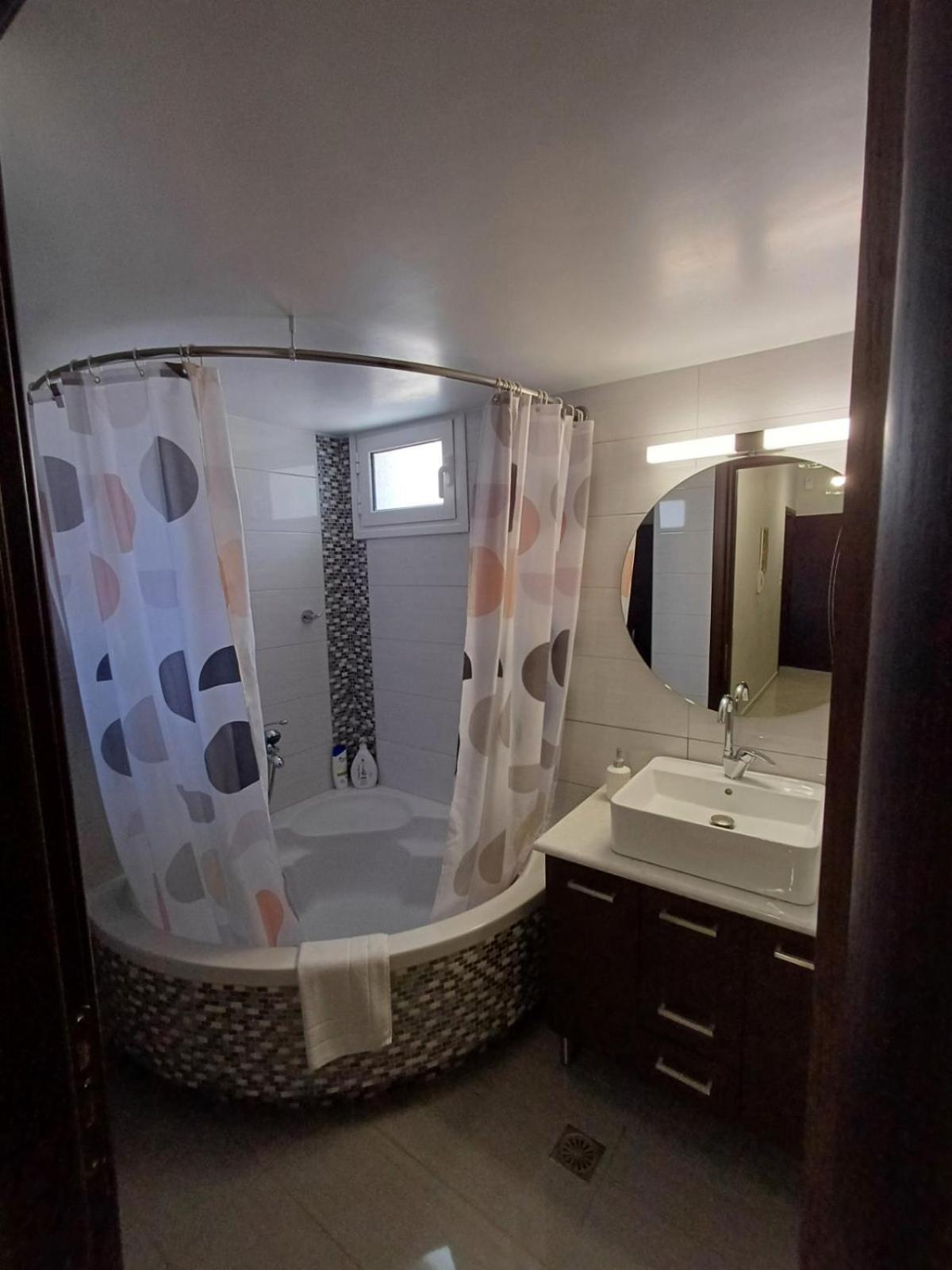 Luxury Apartment Amárinthosz Kültér fotó