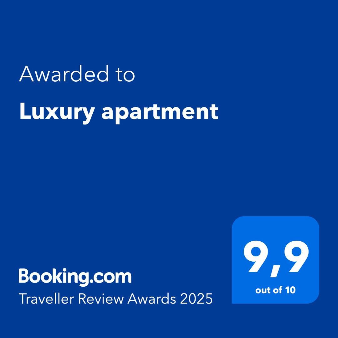 Luxury Apartment Amárinthosz Kültér fotó